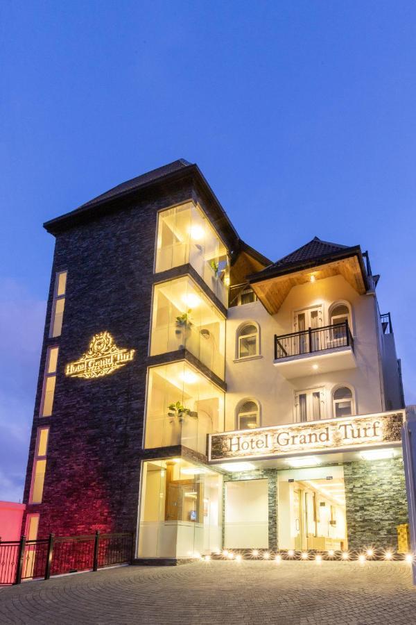 נוארה אליה Hotel Grand Turf מראה חיצוני תמונה