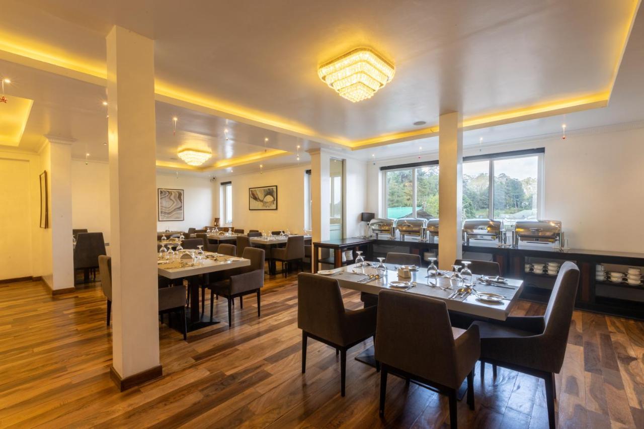 נוארה אליה Hotel Grand Turf מראה חיצוני תמונה