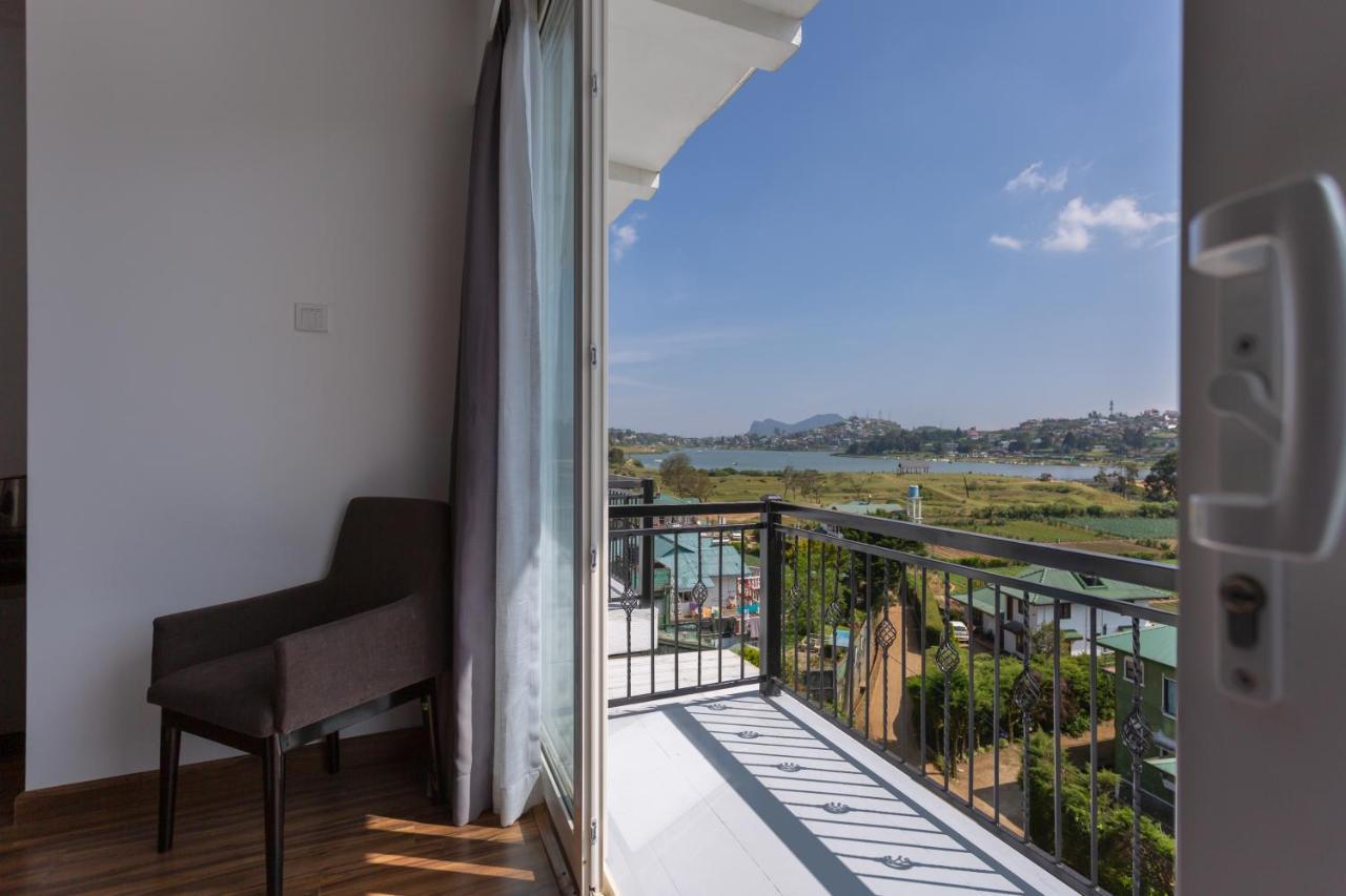 נוארה אליה Hotel Grand Turf מראה חיצוני תמונה